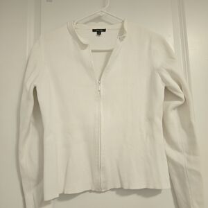 Chic White Zip-Up Sweater
